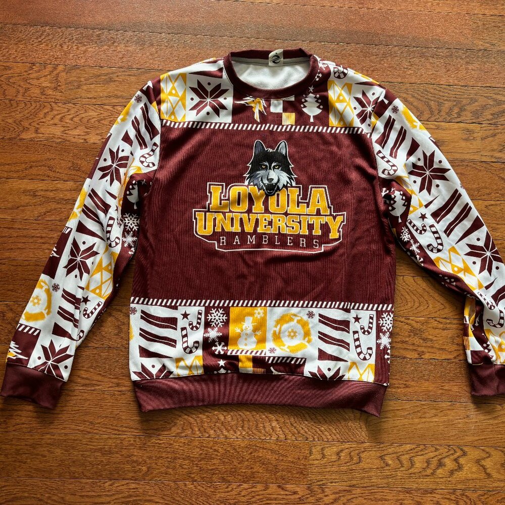 Loyola University Ramblers Christmas Sweater style pullover sweatshirt size M